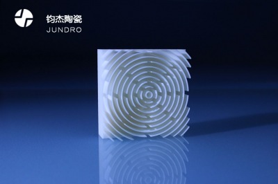 氧化鋯陶瓷和氧化鋁陶瓷材質(zhì)優(yōu)勢對比